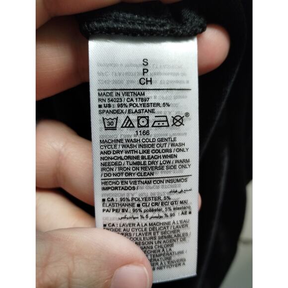 Old Navy Women's Size Small Black Crushed Velvet Velour One-Piece Jumpsuit - Picture 7 of 7